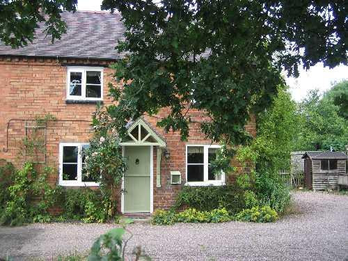 A typical old cottage in Woodeaton, Oxfordshire today.