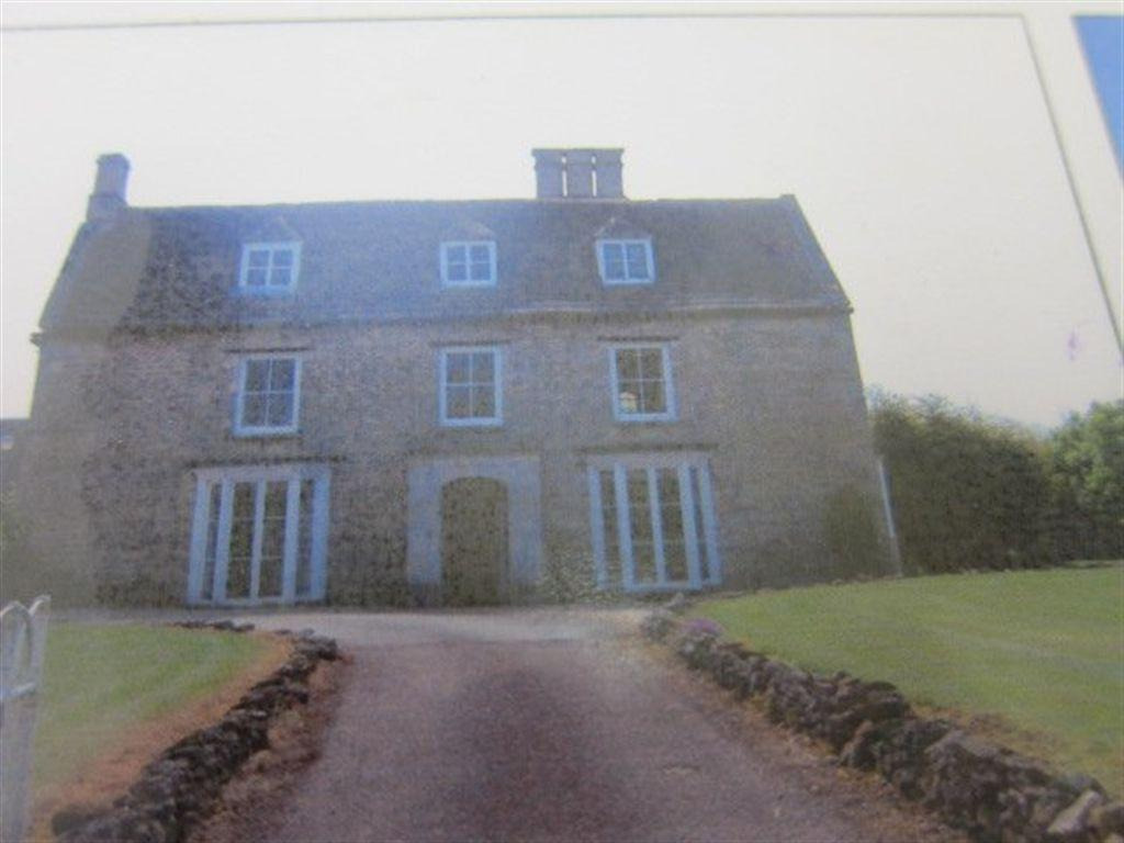 Glapthorn Manor as it stands today.
